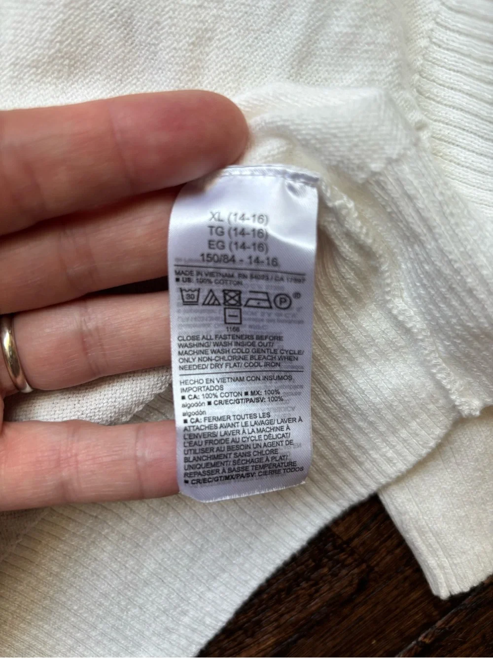 Girls old navy white button up long sleeve cardigan sweater sz XL NWOT
